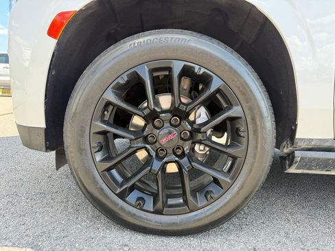 Used 2023 GMC Yukon Denali RWD image 57