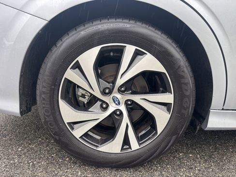 Used 2025 Subaru Legacy Premium AWD/4WD image 38