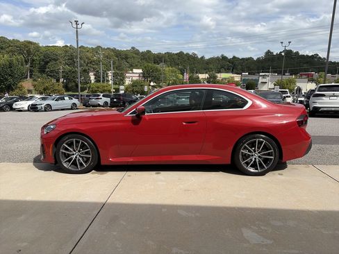 Used 2022 BMW 230i Coupe w/ Convenience Package RWD image 5