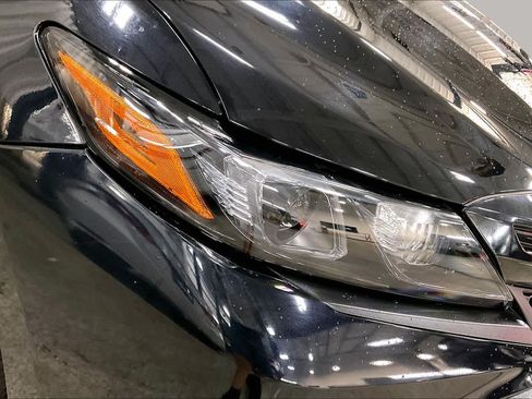Used 2023 Toyota Camry SE w/ Cold Weather Package AWD/4WD image 28