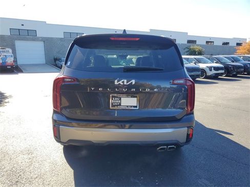 New 2025 Kia Telluride S image 5