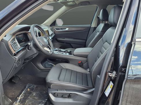 New 2026 Volkswagen Atlas SEL image 10