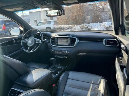 Used 2016 Kia Sorento SX w/ SXL Technology Package image 23