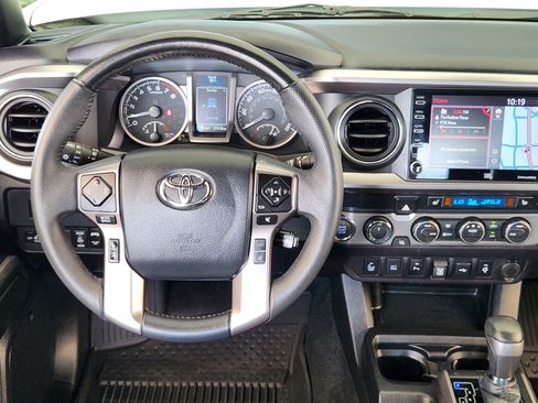 Used 2023 Toyota Tacoma Limited AWD/4WD image 28