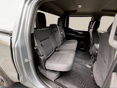 Used 2025 GMC Sierra 1500 Elevation image 16