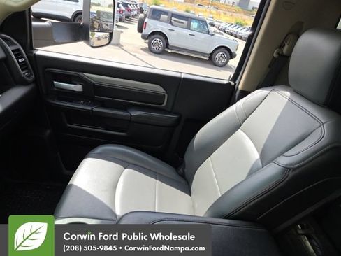 Used 2019 RAM 2500 Tradesman w/ Chrome Appearance Group AWD/4WD image 22