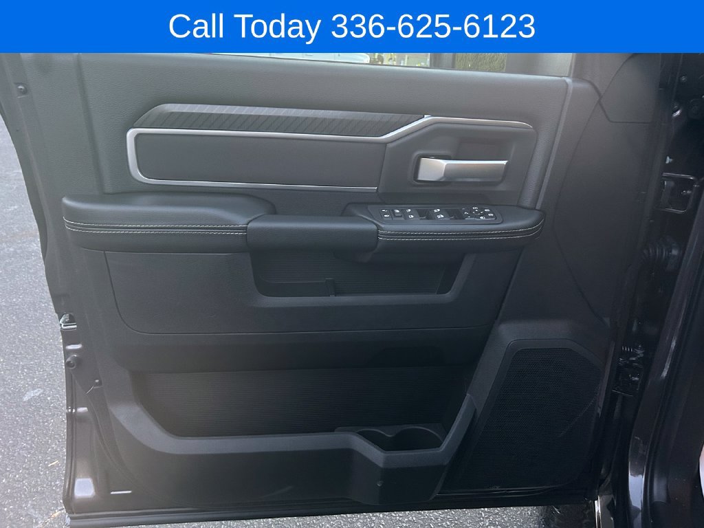 New 2026 RAM 2500 Big Horn AWD/4WD image 15