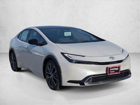 New 2026 Toyota Prius XLE image 6