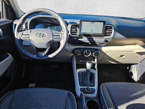 New 2025 Hyundai Venue Limited image 13