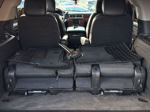 Used 2011 Chevrolet Tahoe LTZ RWD image 25