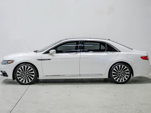 Used 2017 Lincoln Continental Black Label w/ Rear-seat Package AWD/4WD image 9