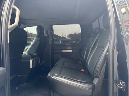 Used 2017 Ford F250 Lariat w/ Chrome Package image 20