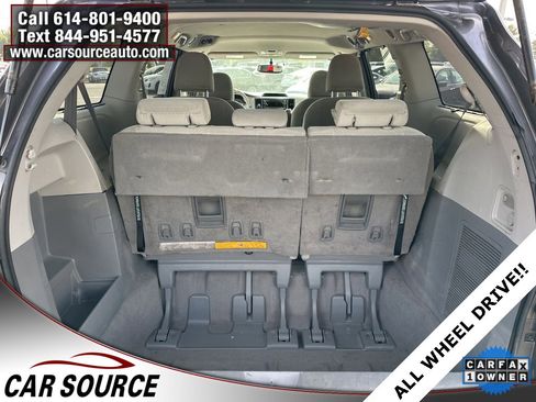 Used 2011 Toyota Sienna LE image 10