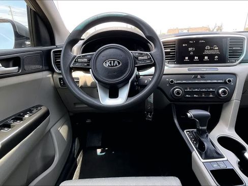Certified 2022 Kia Sportage LX FWD image 12