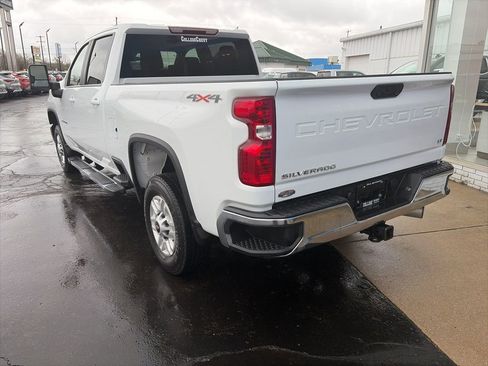 Used 2025 Chevrolet Silverado 2500 LT w/ Convenience Package AWD/4WD image 10