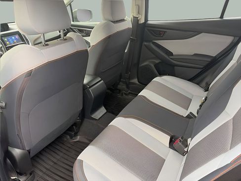 Used 2021 Subaru Crosstrek 2.0i Premium image 19