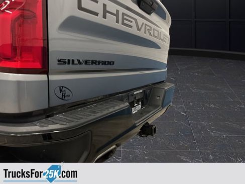 Used 2021 Chevrolet Silverado 1500 Custom Trail Boss image 32