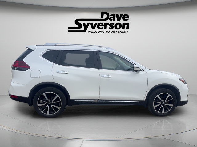 Used 2018 Nissan Rogue SL w/ Premium Package AWD/4WD image 4
