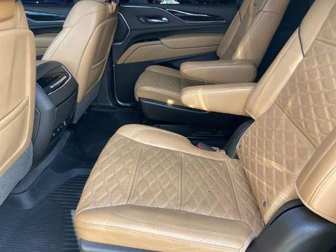 Used 2021 Cadillac Escalade ESV Sport w/ Driver Assist Tech Package image 22