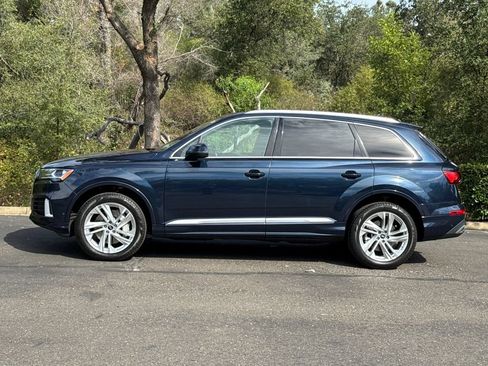 Used 2023 Audi Q7 2.0T Premium AWD/4WD image 8