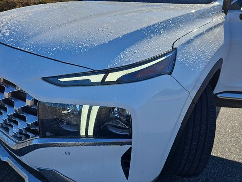 Used 2023 Hyundai Santa Fe Limited image 31