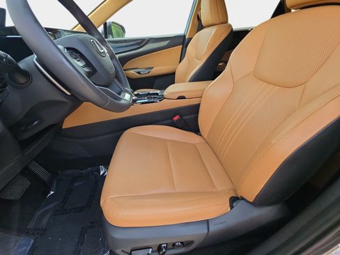 Used 2024 Lexus NX 250 FWD w/ Cold Area Package image 16