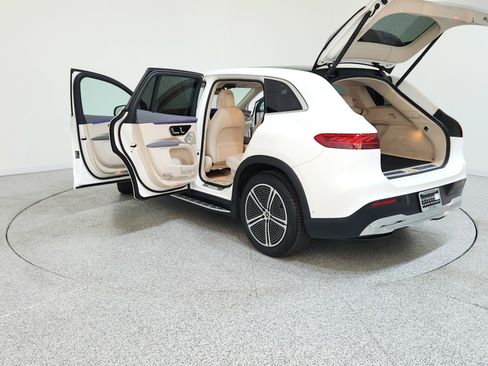 Certified 2023 Mercedes-Benz EQS 450+ SUV image 17
