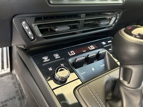 Used 2022 Porsche 911 GT3 image 41