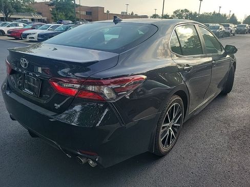 Used 2023 Toyota Camry SE w/ Convenience Package FWD image 6