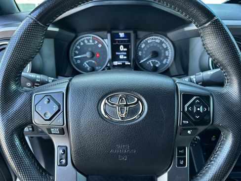 Used 2021 Toyota Tacoma TRD Off-Road w/ Technology Package image 28