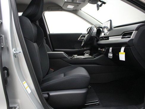 New 2026 Mitsubishi Outlander ES AWD/4WD image 18