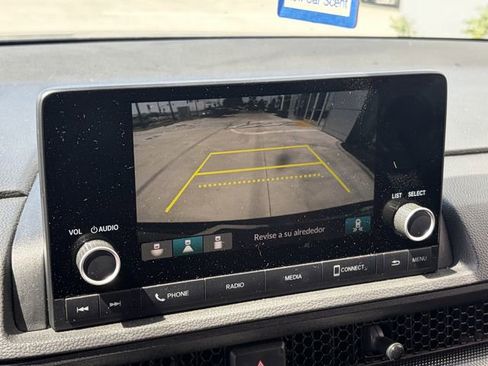 Used 2024 Honda CR-V EX image 6