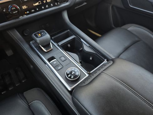 Used 2022 Nissan Pathfinder SL image 17