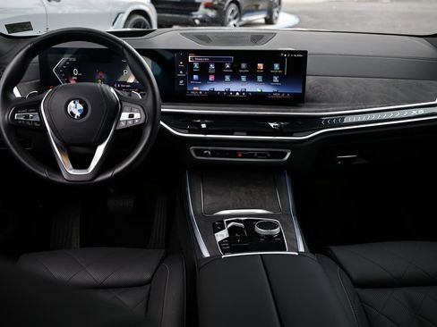 Used 2025 BMW X5 sDrive40i w/ Climate Comfort Package image 28