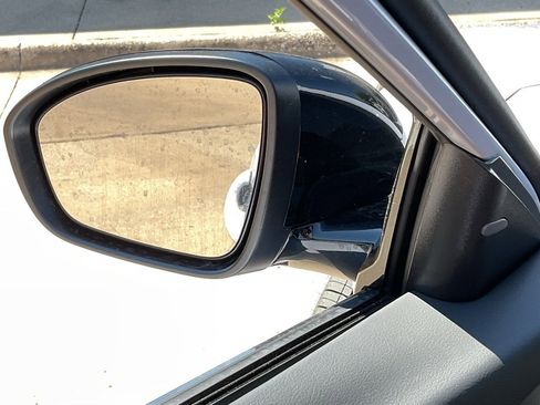 New 2025 Nissan Altima 2.5 SR image 10