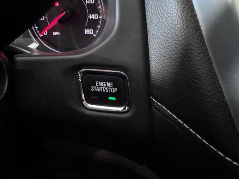 Certified 2023 GMC Acadia SLE w/ Driver Convenience Package image 23