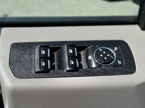 Used 2020 Ford F150 XLT w/ Trailer Tow Package AWD/4WD image 22