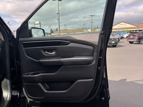 Used 2023 Honda Pilot Touring image 27