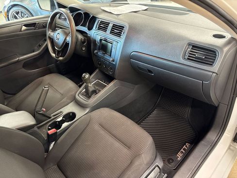 Used 2016 Volkswagen Jetta S FWD image 49