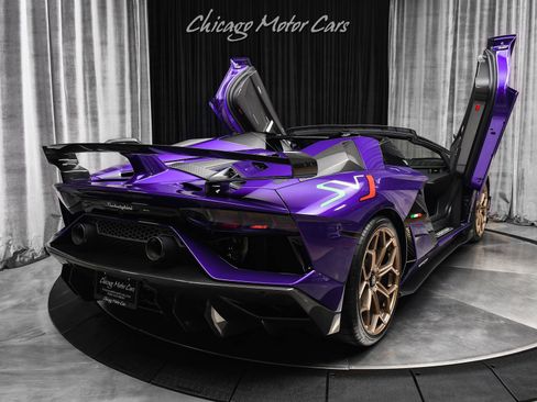 Used 2021 Lamborghini Aventador SVJ image 49