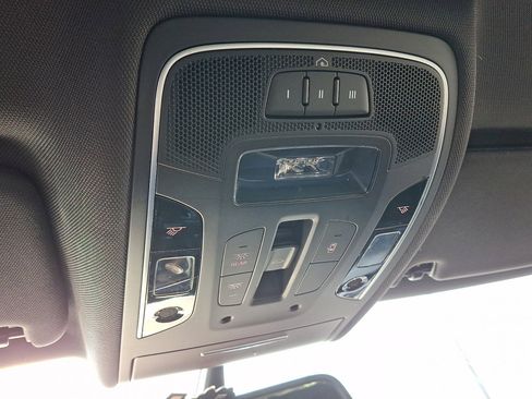 Used 2017 Audi A6 2.0T Premium image 28