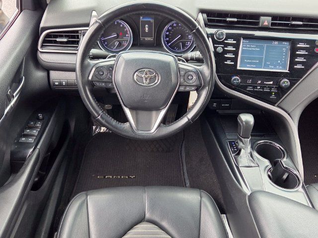 Used 2019 Toyota Camry SE FWD image 7