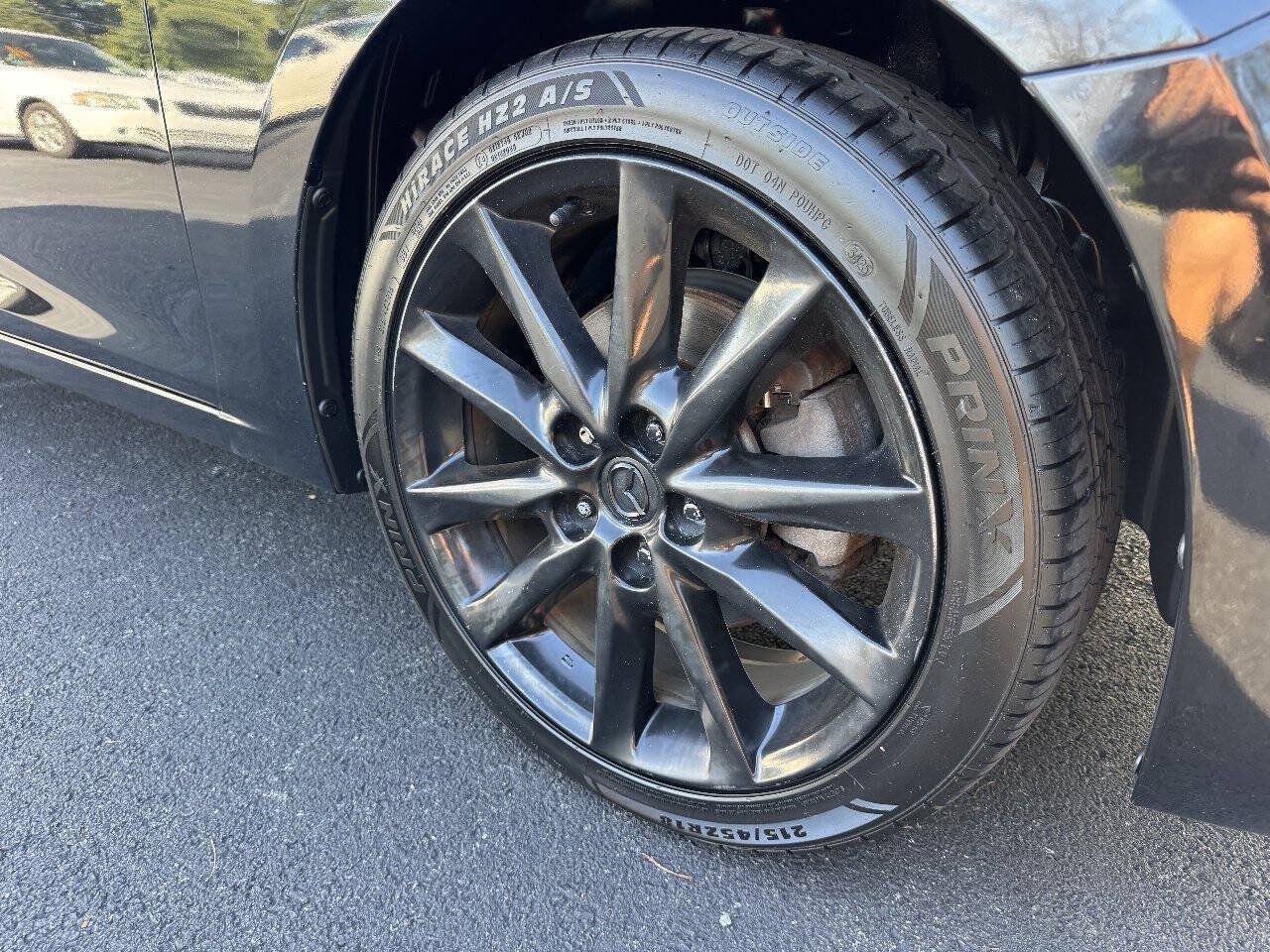 Used 2018 MAZDA MAZDA3 Touring FWD image 20