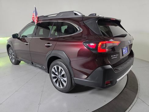 Used 2023 Subaru Outback Touring XT w/ Popular Package #2 AWD/4WD image 3