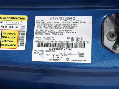 Used 2019 Ford Mustang Shelby GT350R w/ GT350R Equipment Group 920A RWD image 35