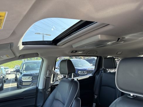 Certified 2024 Honda Odyssey Elite image 32