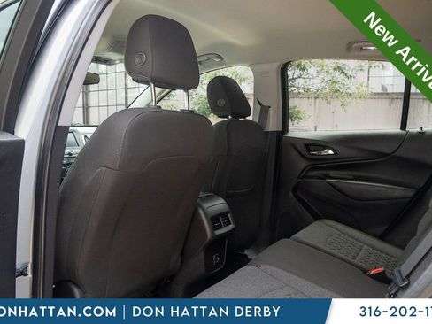 Used 2024 Chevrolet Equinox LT FWD image 20
