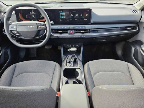Certified 2025 Kia K4 LXS image 13
