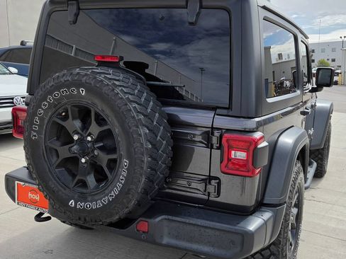 Used 2020 Jeep Wrangler Sport AWD/4WD image 9