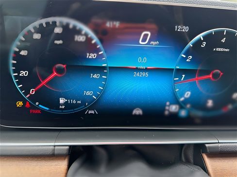 Certified 2021 Mercedes-Benz GLE 350 4MATIC image 15